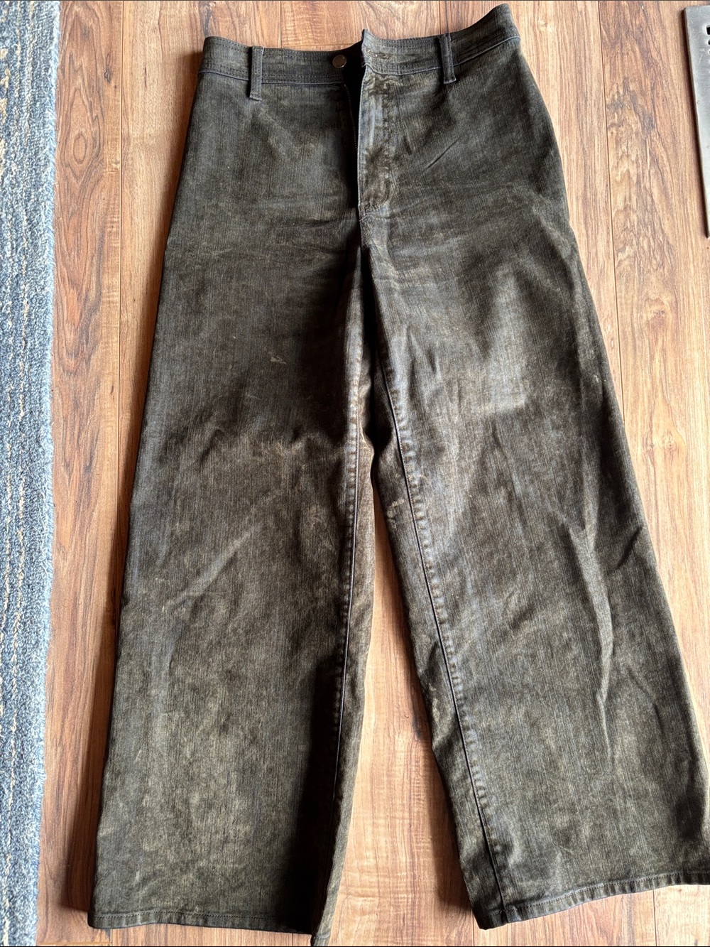 Universal Thread Men's Wide-Leg Corduroy Pants in Olive